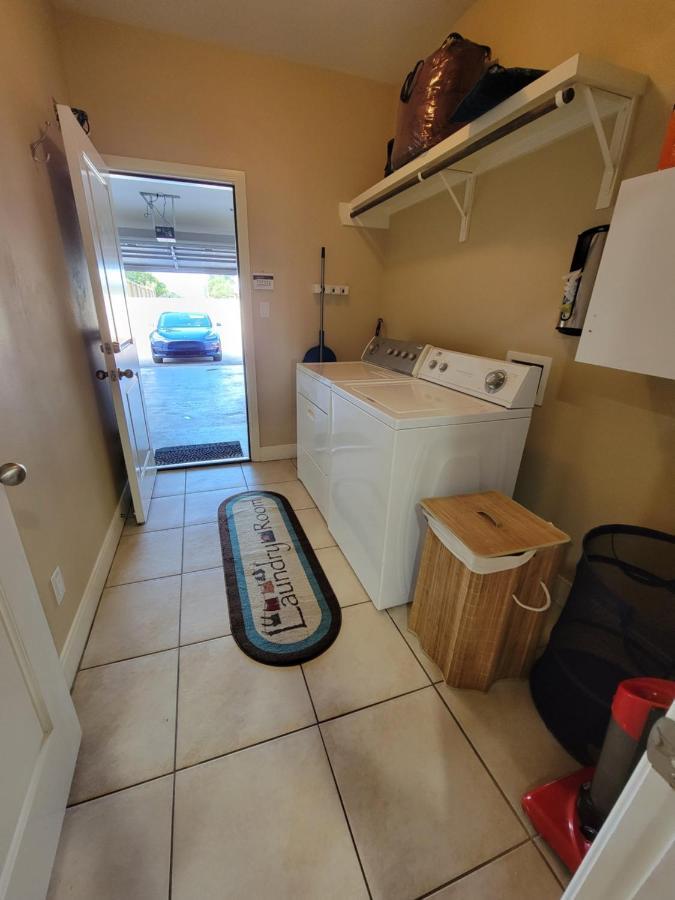 Modern, Private, Smart 4 Bedroom Condo In Desirable Location In Mcallen With Pool! Exterior foto
