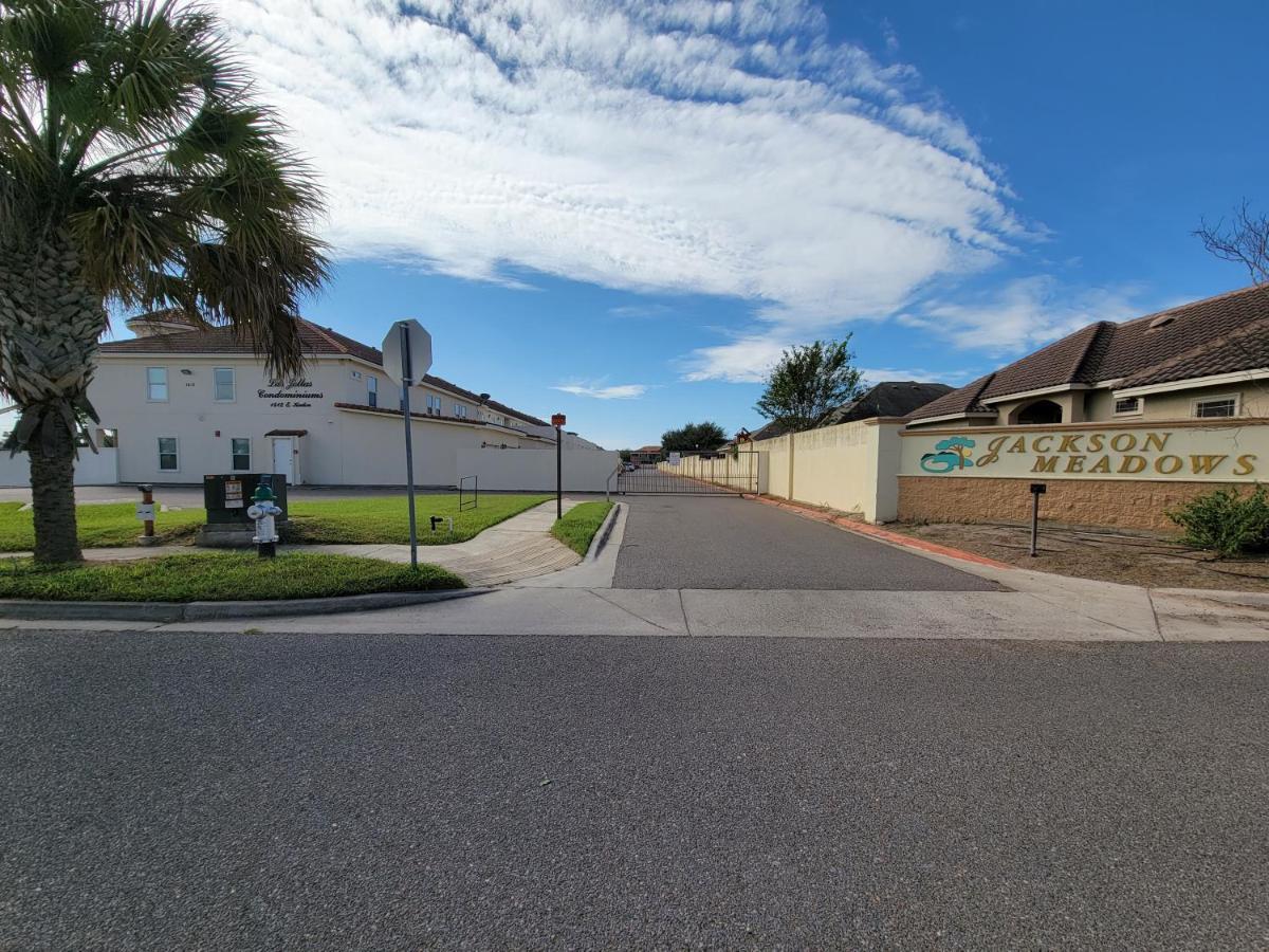 Modern, Private, Smart 4 Bedroom Condo In Desirable Location In Mcallen With Pool! Exterior foto